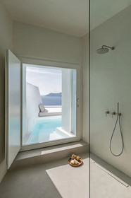 The Saint Hotel