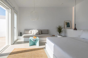 The Saint Hotel