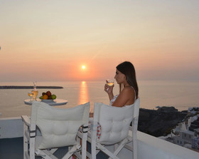 Santorini Paradise Cave House