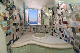 Santorini Paradise Cave House