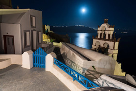 Santorini Paradise Cave House