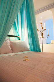 Santorini Paradise Cave House