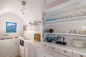 Santorini Paradise Cave House