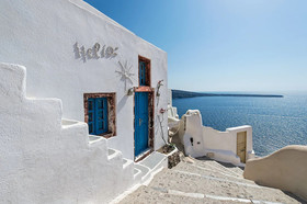Santorini Paradise Cave House