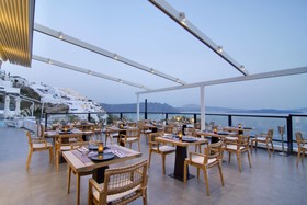Santorini Secret Suites & Spa