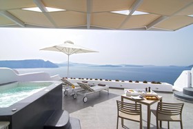 Santorini Secret Suites & Spa