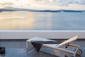 Santorini Secret Suites & Spa
