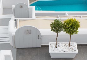 Santorini Secret Suites & Spa