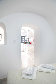 White Side Suites