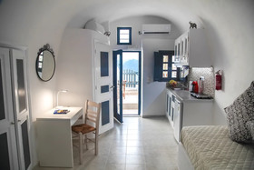 White Side Suites