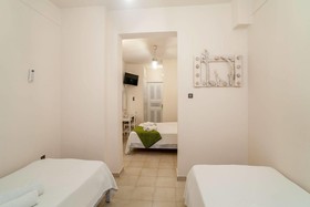 Amaryllis Hotel