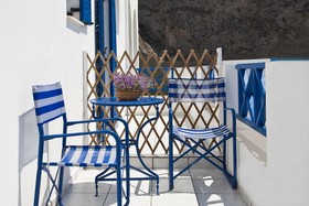Ancient Thera Studios & Restaurant