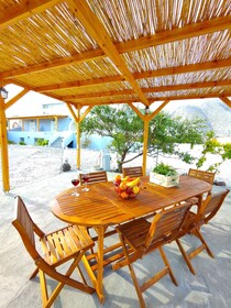 Oasis Apartments