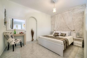 Pantheon Hotel