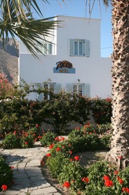 Spiros & Hiroko Hotel