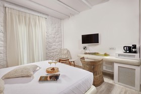 Petri Suites