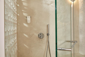 Petri Suites