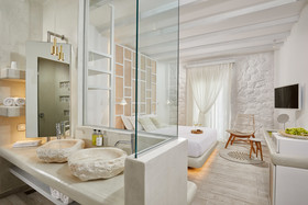 Petri Suites