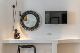 Arotron Santorini