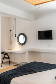 Arotron Santorini