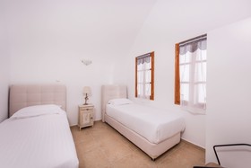 Estate 1896 Suites