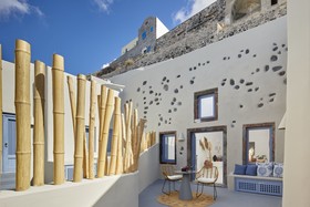 Luna Santorini Suites