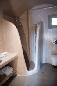 Amphitrite Suites Santorini