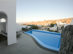 Amphitrite Suites Santorini