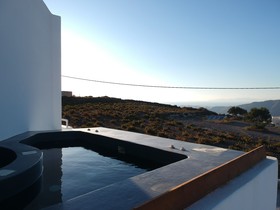 Athiri Santorini Family Friendly Hotel