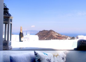 Athiri Santorini Family Friendly Hotel