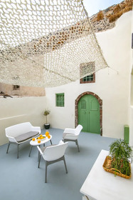 Elite Houses