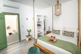 Elite Houses