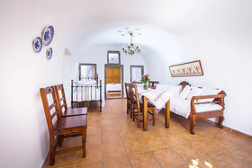 Kadia Traditional Residencies