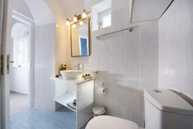 Kadia Traditional Residencies