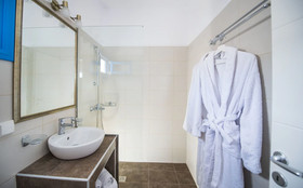 Kadia Traditional Residencies