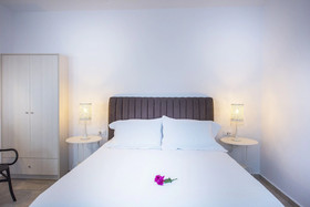 Kadia Traditional Residencies