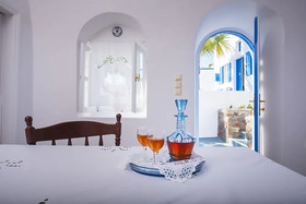 Kadia Traditional Residencies