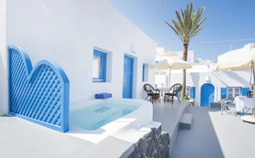 Kadia Traditional Residencies