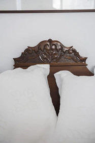 Kadia Traditional Residencies