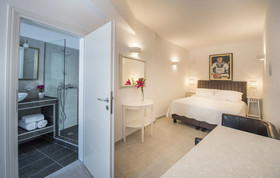 Kadia Traditional Residencies