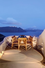 Mystique A Luxury Collection Hotel, Santorini