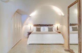 Mystique A Luxury Collection Hotel, Santorini