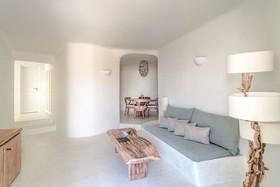 Mystique A Luxury Collection Hotel, Santorini