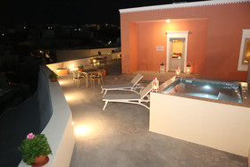 Nomikos Mansion