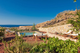 Rosepepper Villa