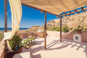 Rosepepper Villa