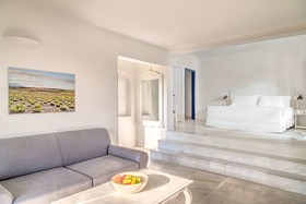 Vedema, a Luxury Collection Resort, Santorini