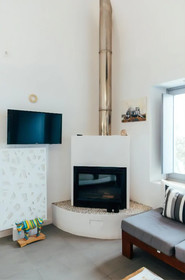 Wine & Wind House