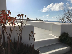 Wine & Wind House
