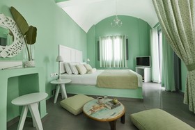 Senses Boutique Hotel & Luxury Suites